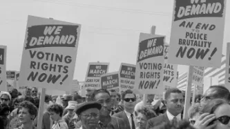 Protestors with signs at the March on Washington 1963