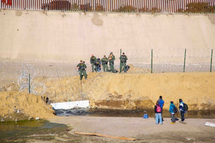 migrants at the border