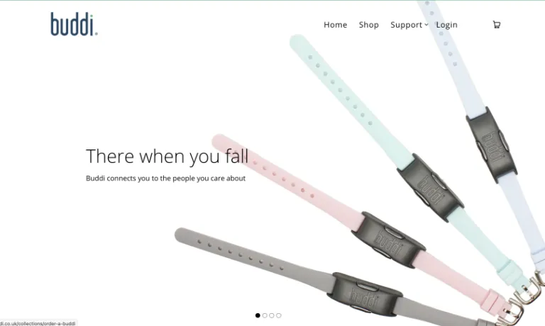 Four wristbands in pastel colours