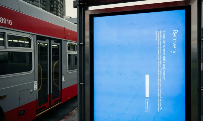 Windows 11 system crash due to security update from CrowdStrike affected bus stops